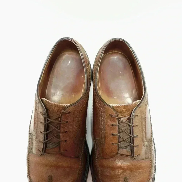 Florsheim Imperial Mens Wingtip Shoes Size 9 D 5 Nail V Cleat Vintage - Picture 8 of 9